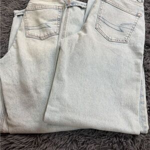 ⭐️American Eagle‎ Outfitters Light Blue Jeans Size 000 & 00